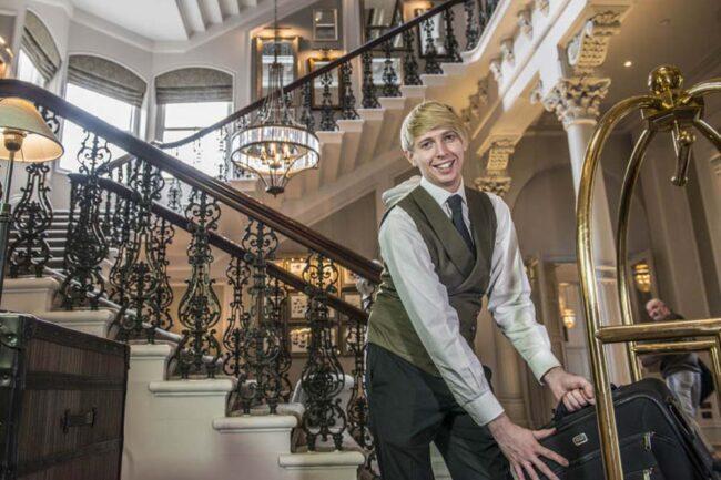 hotel-staff-photography-creation-bureau-hotel-photograph-and-video-marketing-services-015a